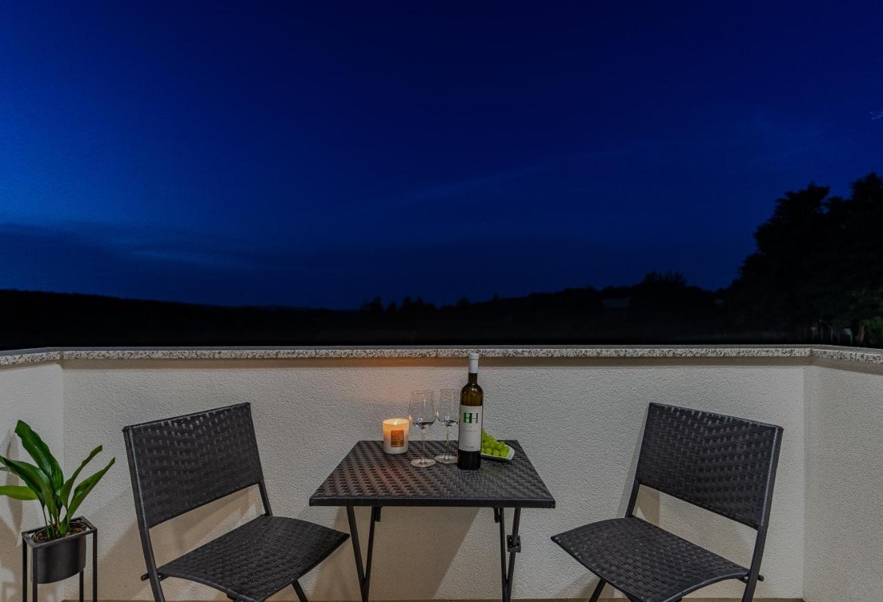 Villa Artemis Plitvička Jezera エクステリア 写真